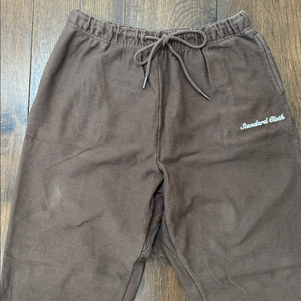 Standard Cloth Elastic Waist Sweatpants. Men’s Large.
Very good condition.
